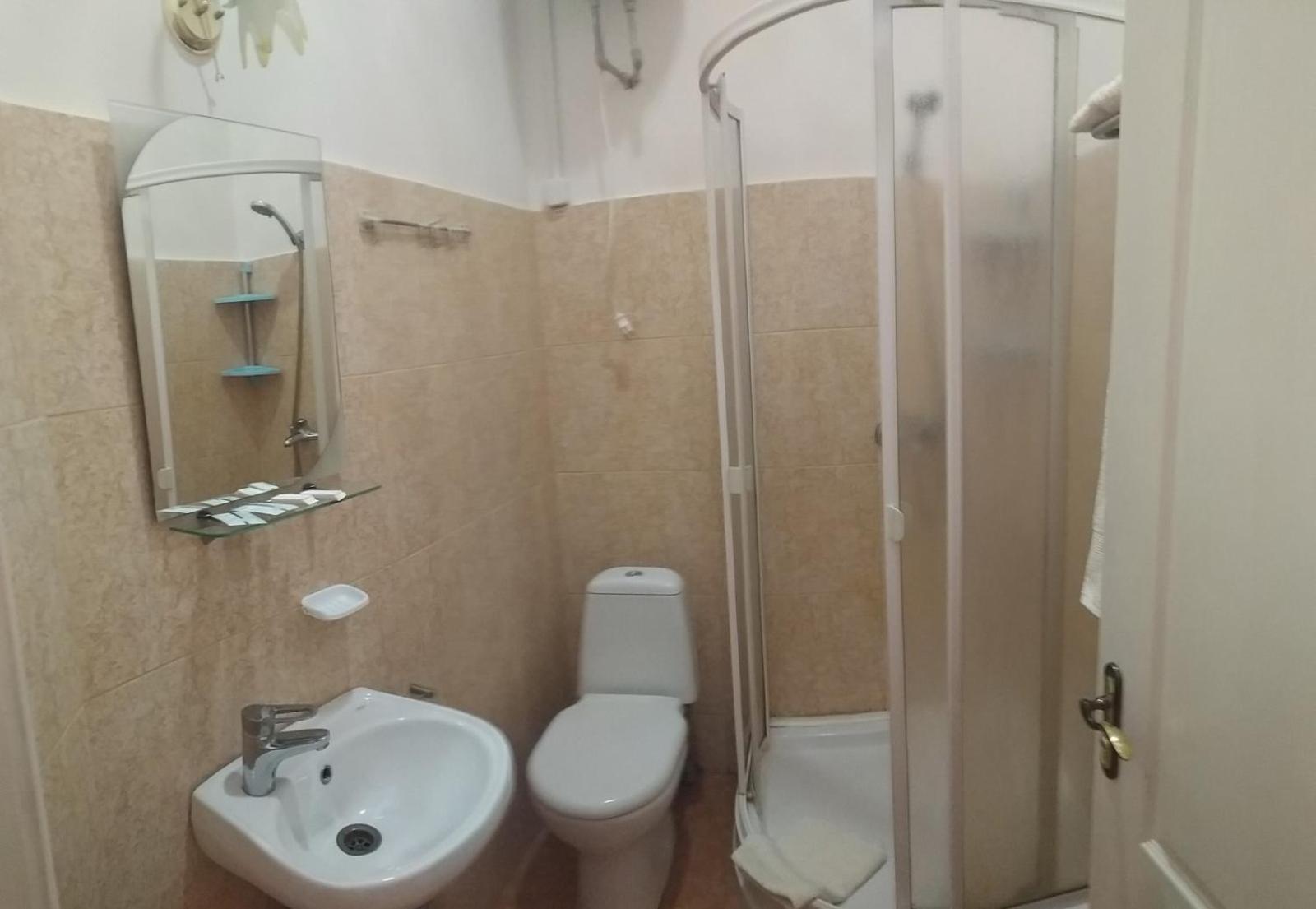 Отель Белый Камень Shevchenkiva Dış mekan fotoğraf